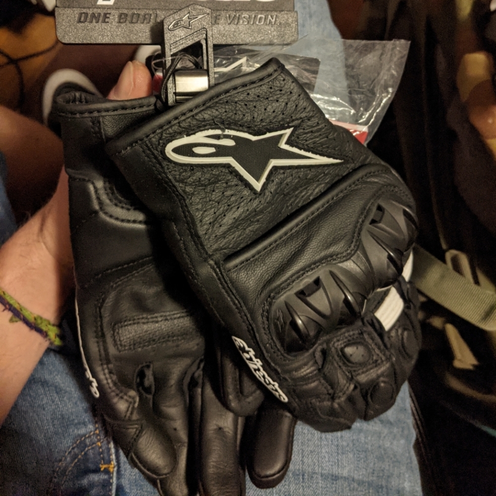 ALPINESTARS ROAD SPORT LEATHER RIDING GLOVES